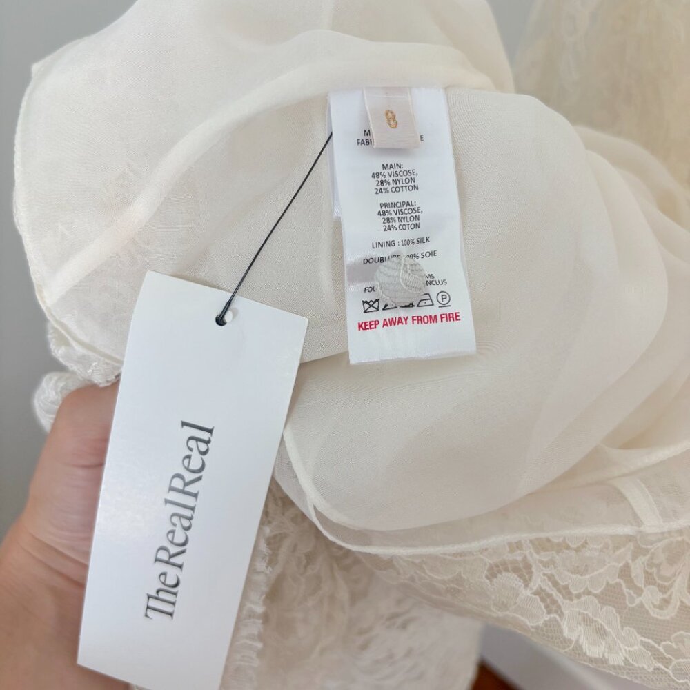 Stunning Vampire's Wife Lace Dress (Bridal) - Picture 5 of 7